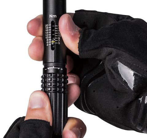 TORQ STICK 4-20Nm Drehmomentschlüssel inkl. Bit-Set 9tlg. / schwarz / 4-20NM