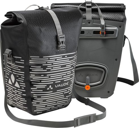 Aqua Back Luminum II / black / 24 l
