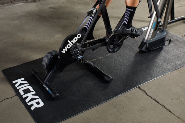 KICKR CORE interaktiver Hometrainer, Direktantrieb / schwarz