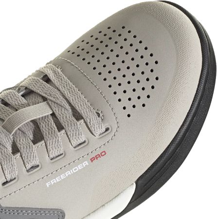 FREERIDER PRO Flatpedalschuhe / wonalu/owhite / 42 (UK8)