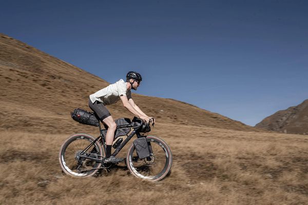 TOP TUBE BAG LARGE 02 Oberrohrtasche / black / 2.2l