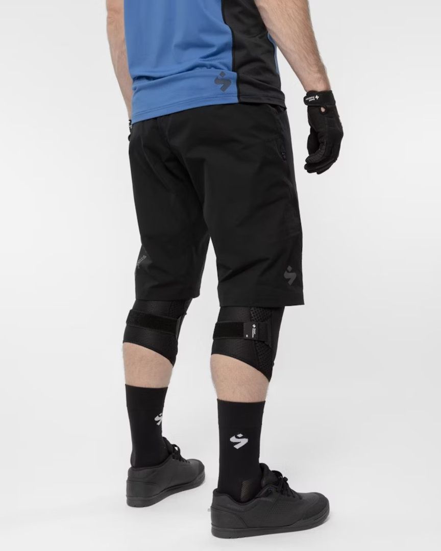 Sweet Protection Hunter Slashed Shorts M / schwarz / L