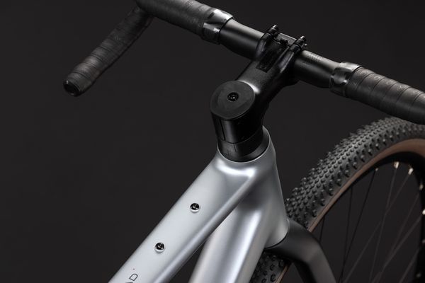 NUROAD SLX Gravelbike / spaceship / S