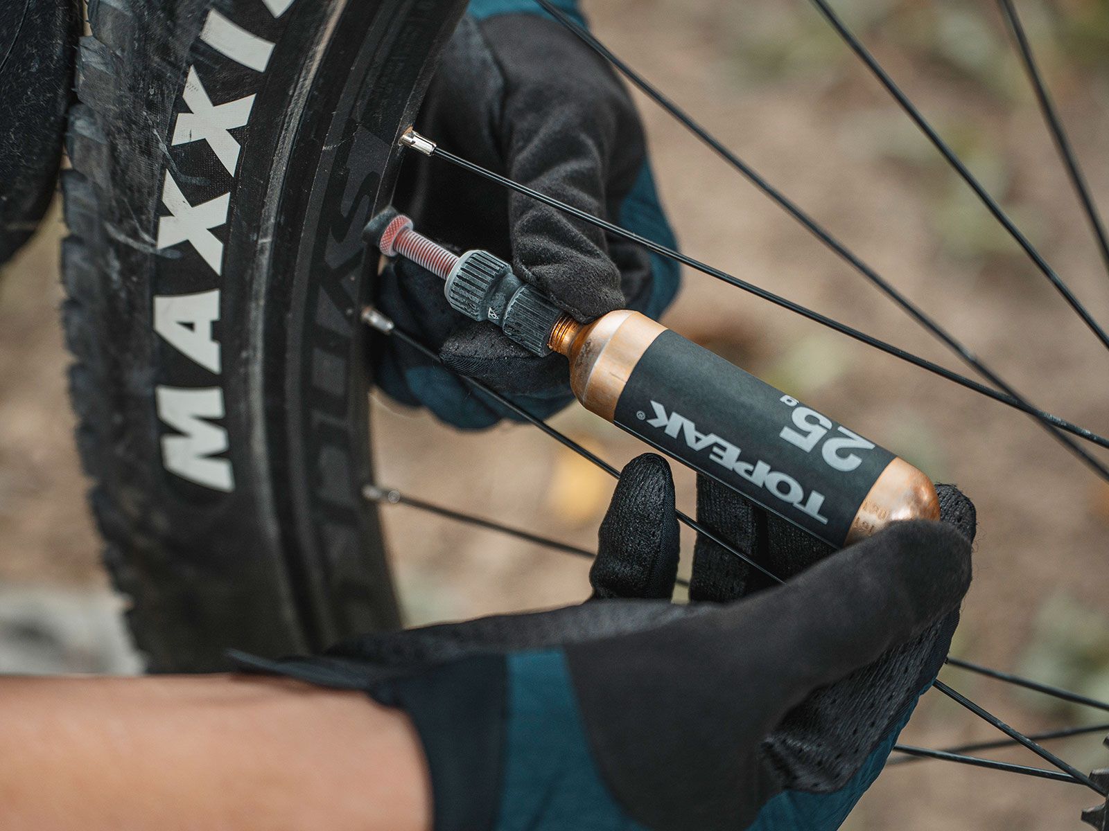 NANO AIRBOOSTER, CO2-Adapter / black / PRESTA-/SCHRADER-VENTIL