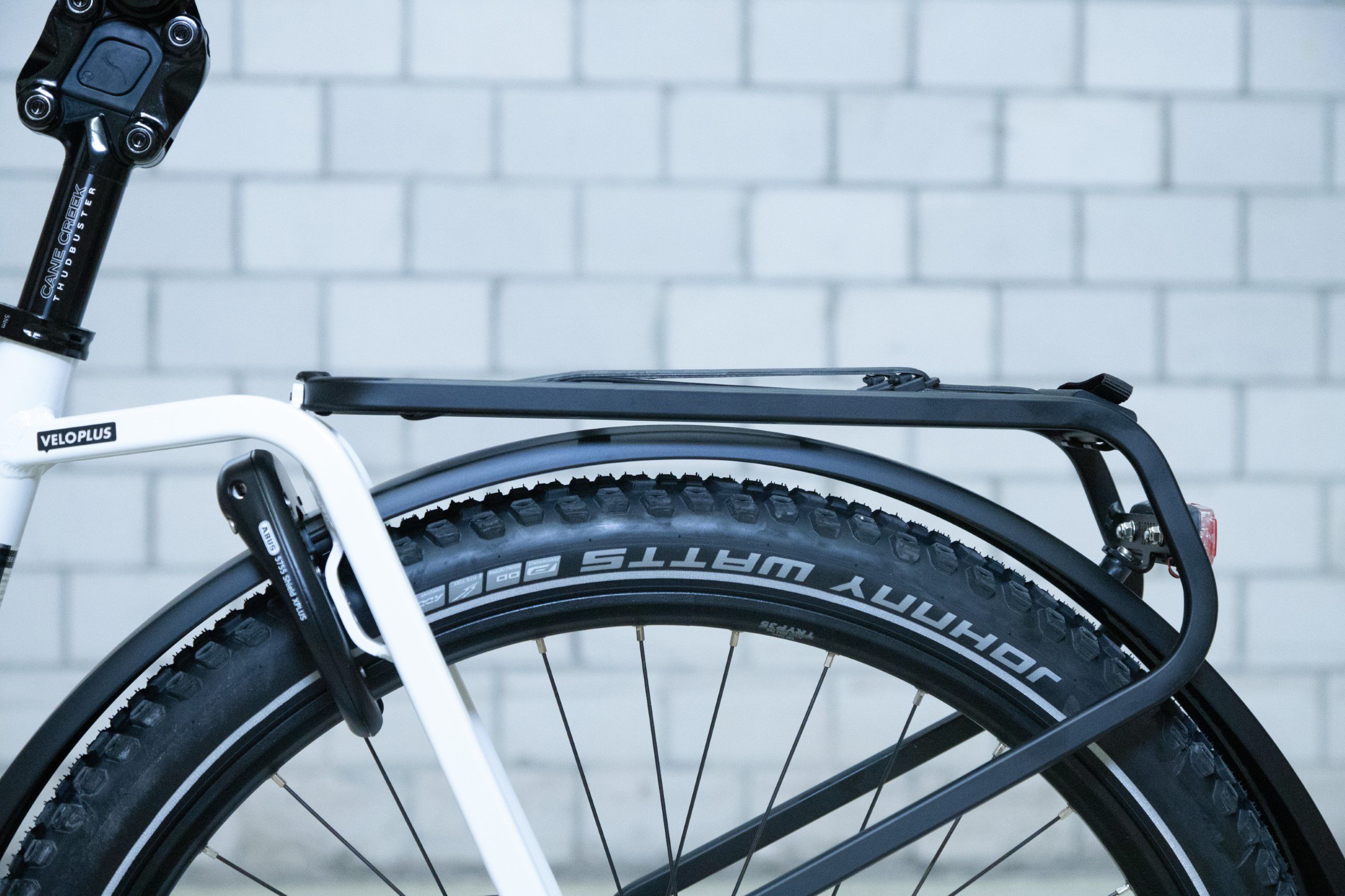 NEVO4 GT TOURING E-City- und Alltagsvelo / pure white / 56 CM