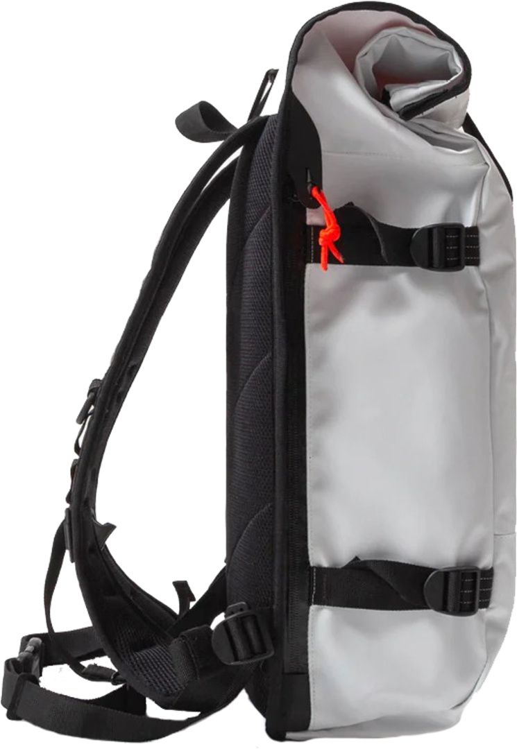 Rolltop Backpack / weiss / 30 x 22 x 50 cm, 22 l