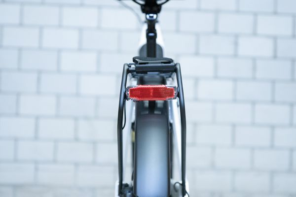 NEVO4 GT TOURING E-City- und Alltagsvelo / pure white / 56 CM