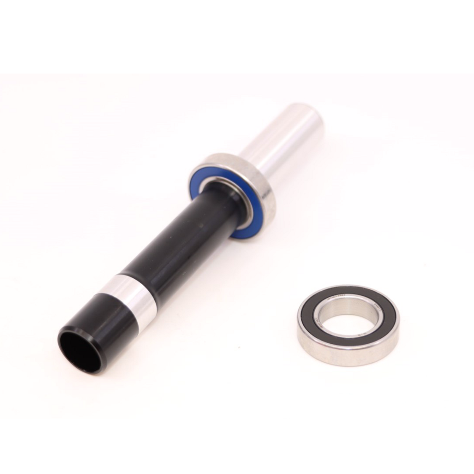 Hub Axle with Bearings Cognition V2 DiscBrake Rear
