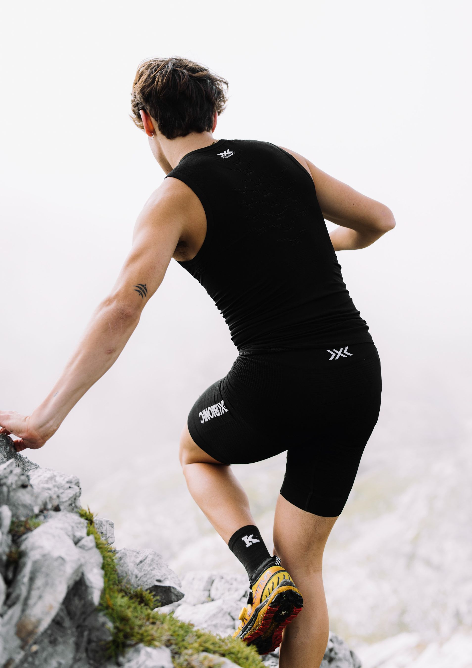 Men Energizer 4.0 LT Singlet / Opal Black/Actic White / S