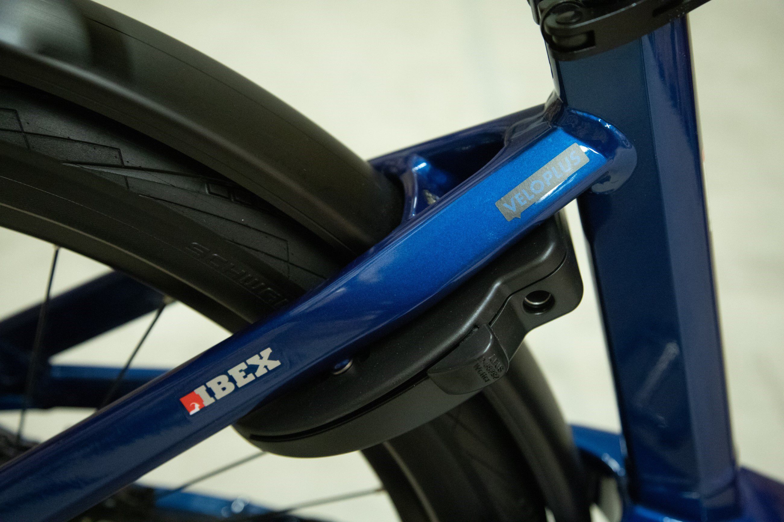 eMISSION NEO+ E-City- und Alltagsvelo / saphir blue gloss / 50 CM
