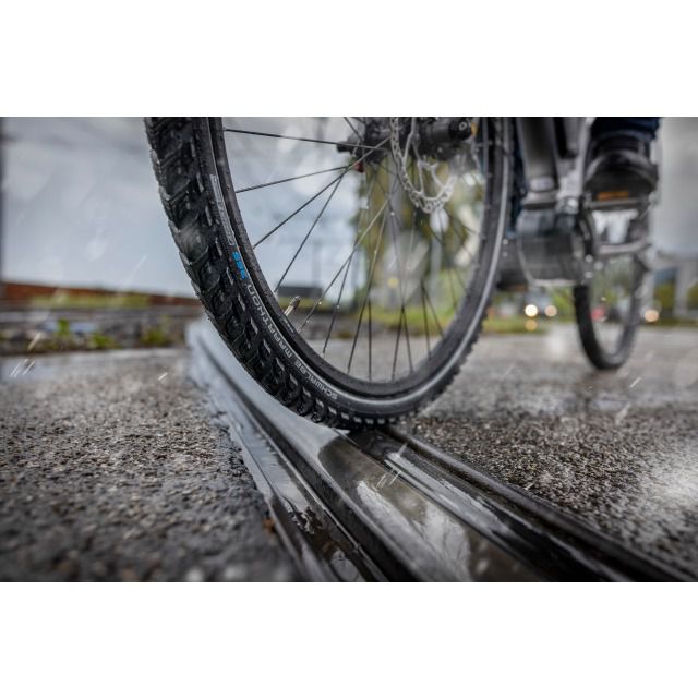 MARATHON 365 Performance Ganzjahres-Reifen / black / 700x47C