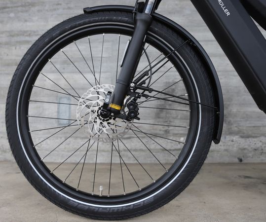 MULTICHARGER2 MIXTE GT FAMILY E-Cargobike / utility grey black matt / 47 CM
