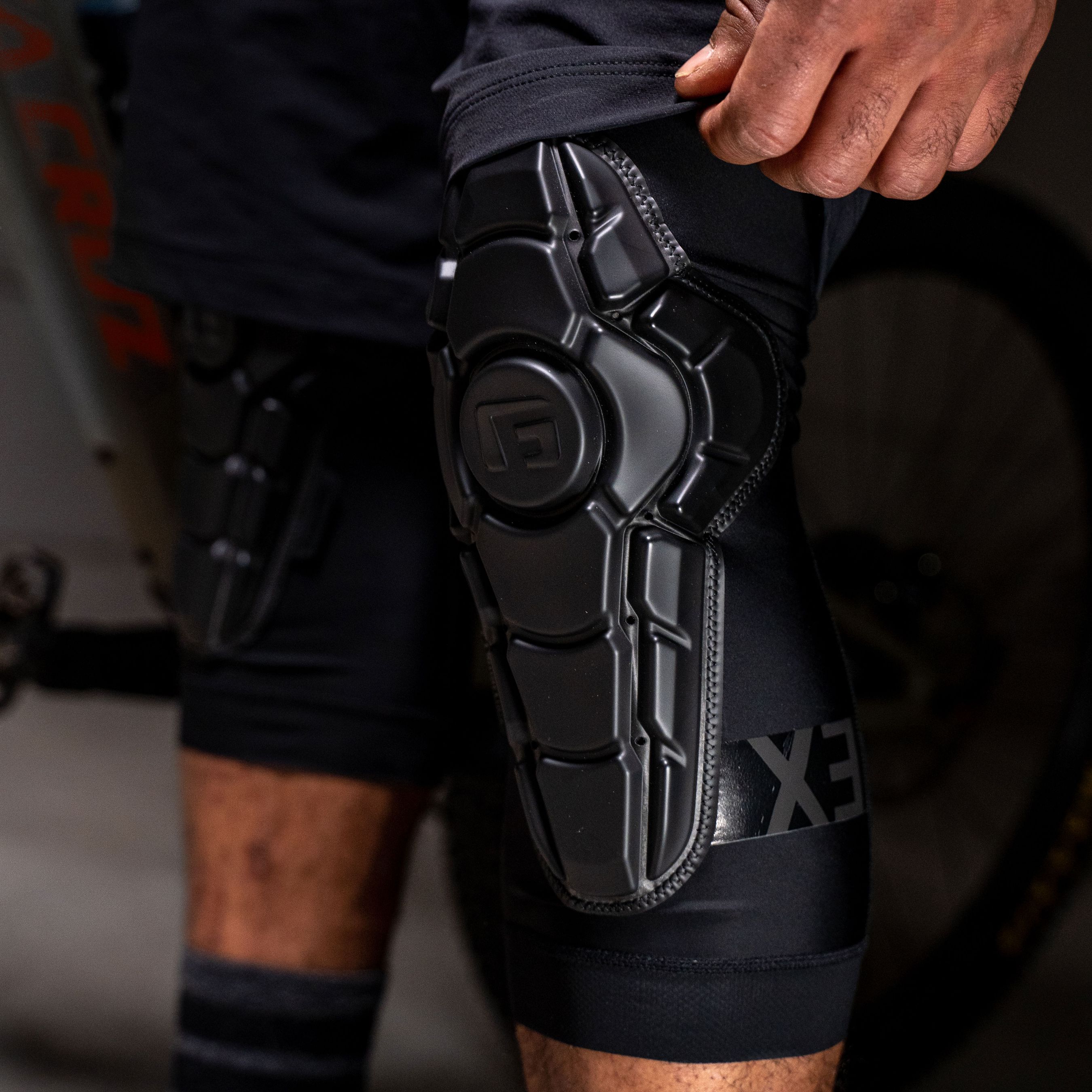 PRO-X3 KNIE / matte black / L