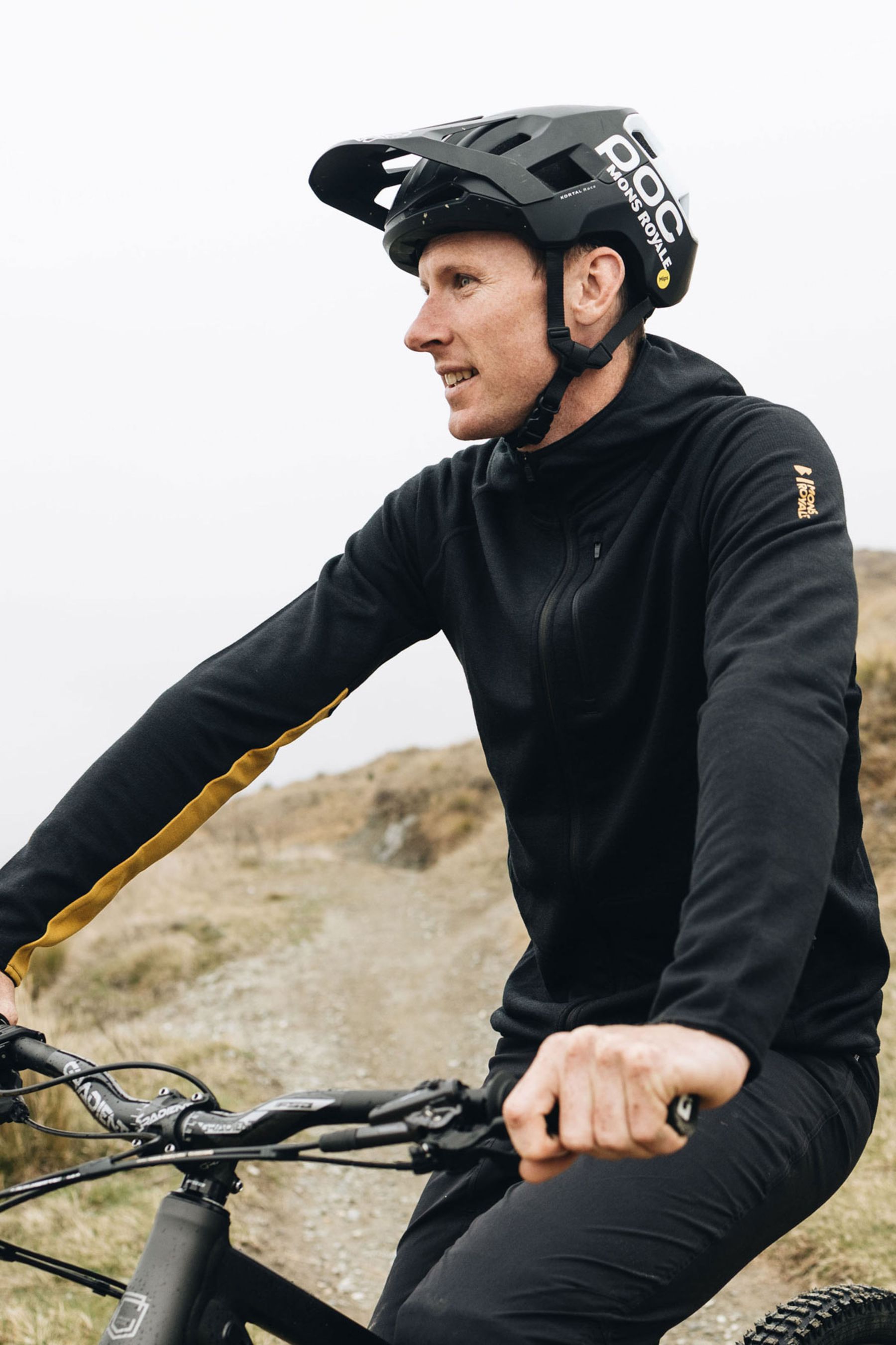 APPROACH Herren-Merino-Kapuzenjacke / black / S