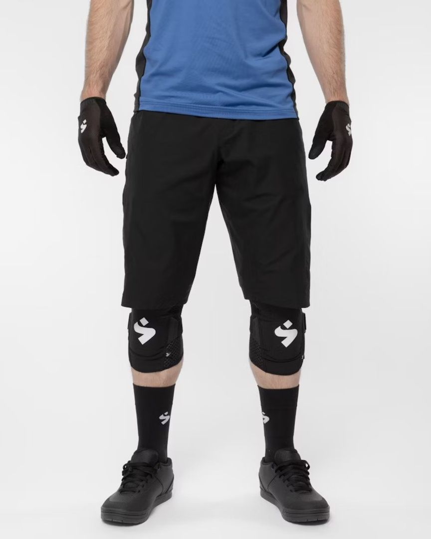 Sweet Protection Hunter Slashed Shorts M / schwarz / L