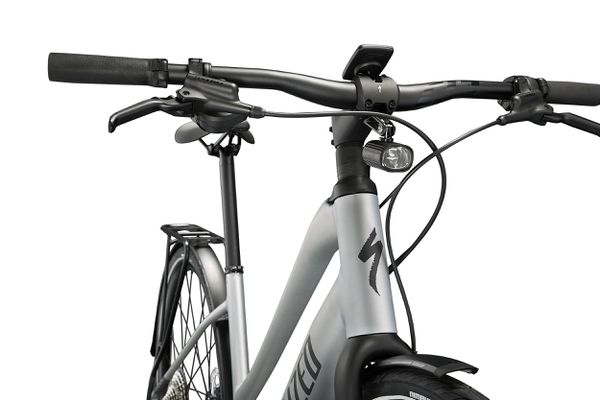 VADO SL 5.0 ST EQ GEN 1 E-City- und Alltagsvelo / brushed aluminium black reflective / XL