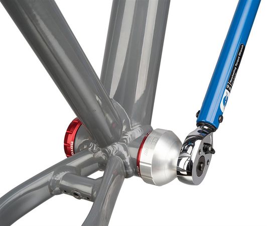 BBT-79 Tretlagerwerkzeug für SRAM DUB, Race Face Cinch, Rotor u.a. / silber