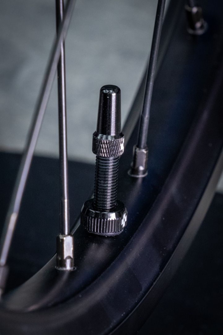 V2 Tubeless Ventil Kit / Black / 80 mm