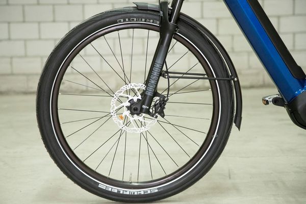 eMISSION NEO+ E-City- und Alltagsvelo / saphir blue gloss / 50 CM