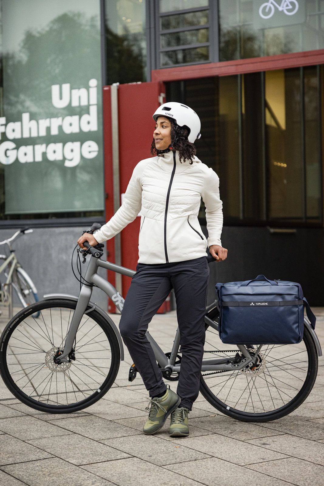 MINEO COMMUTER BRIEFCASE 17 Hinterrad-/Umhängetasche / eclipse