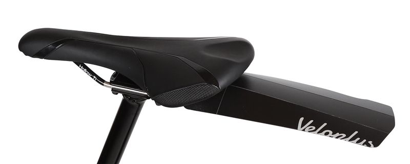 LONGBOARD Hinterradspritzschutz / schwarz