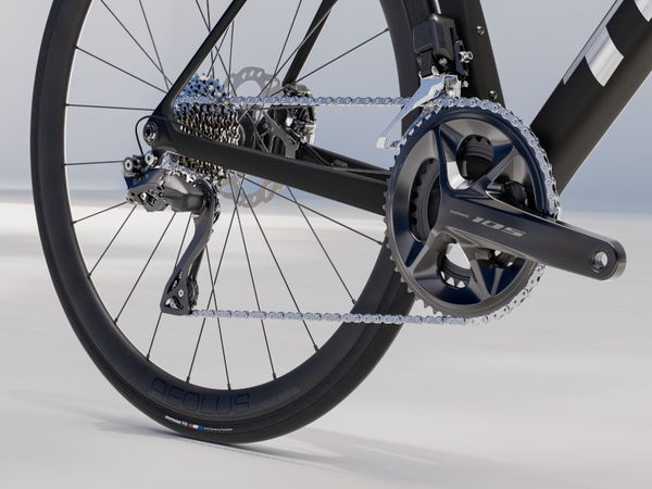 MADONE SL 6 Gen 8 Rennvelo / matte dark web / ML