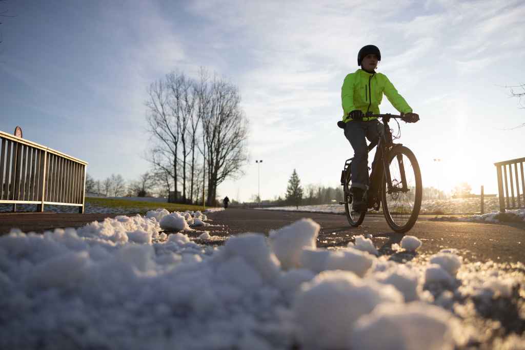 Winter Bike-Hacks: Spikes selber machen