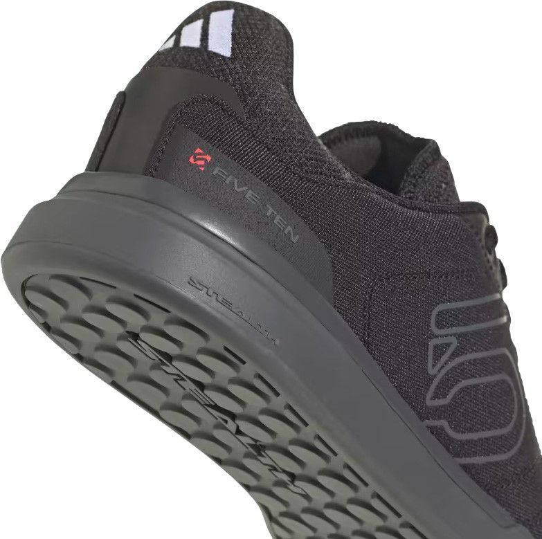 SLEUTH DLX CANVAS / core black / 38 2/3