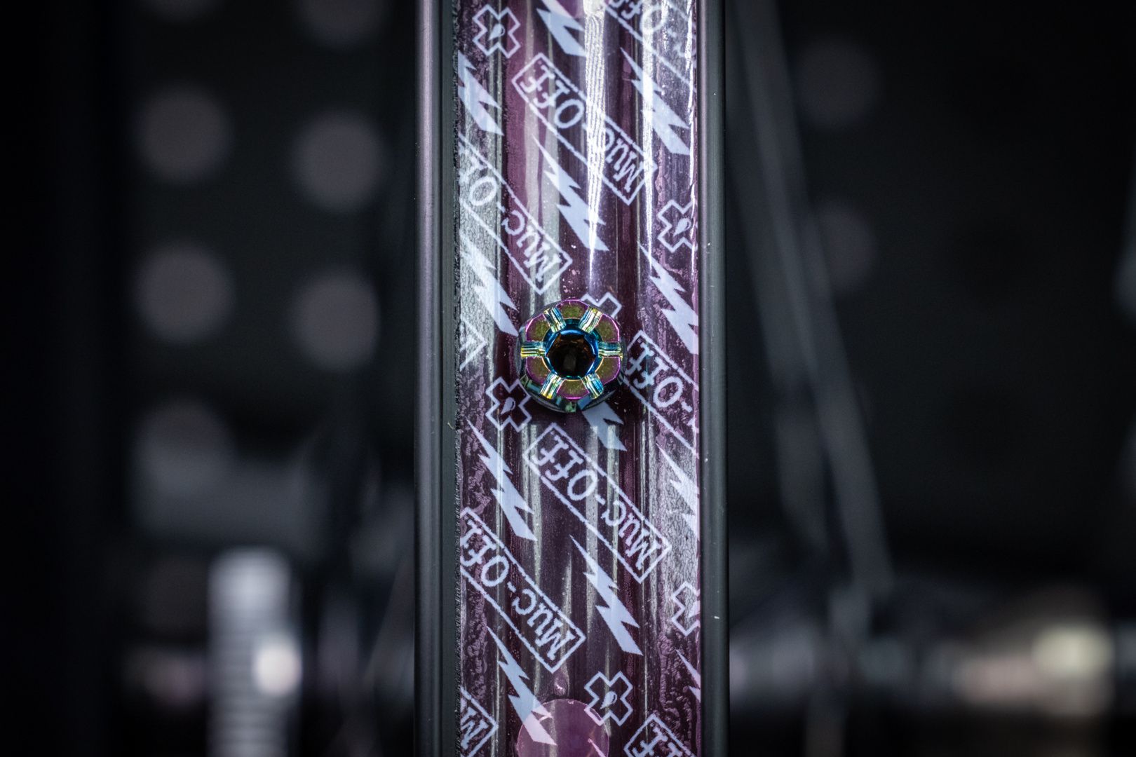 V2 Tubeless Ventil Kit / Iridescent / 60 mm
