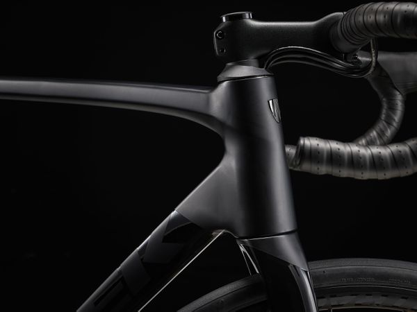 ÉMONDA ALR 5 black Rennvelo / trek black / 56 CM