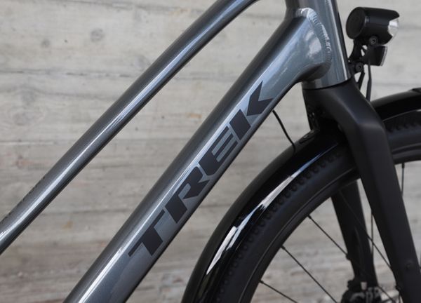 DUAL SPORT EQ Stagger Gen 5 City- und Alltagsvelo / galactic grey / S