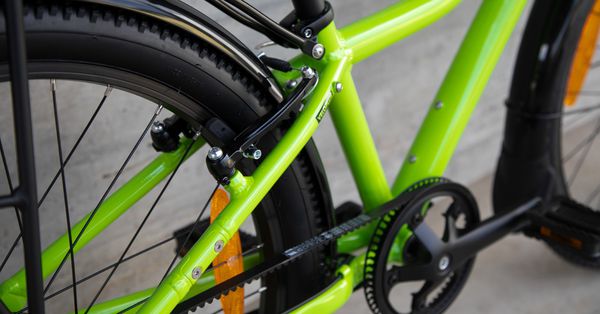 FLiZZi 24 RIEMEN EQ Kindervelo / grün / 24 ZOLL