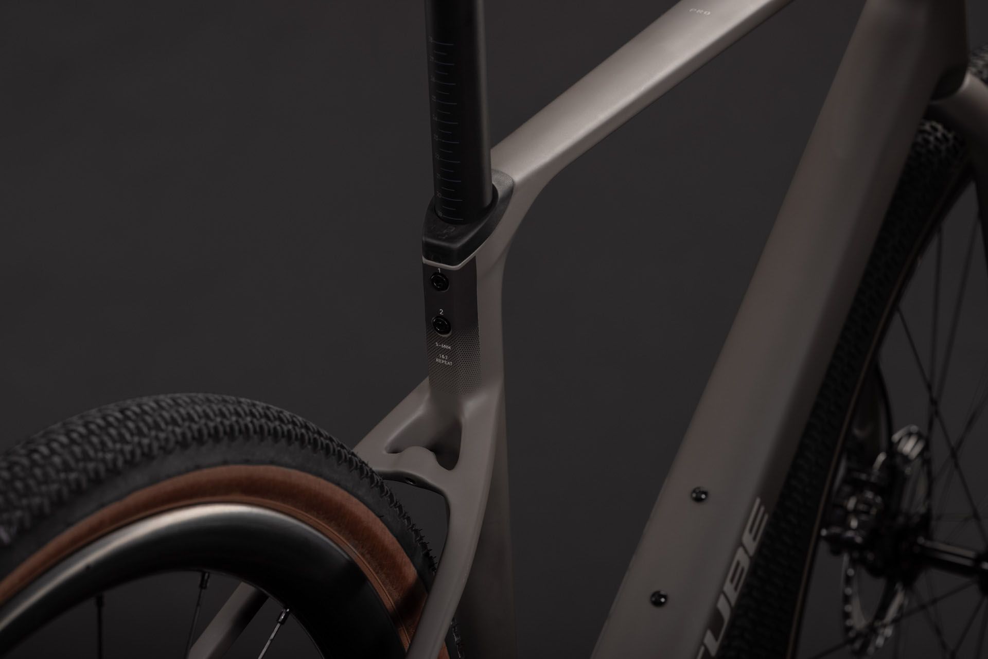 NUROAD C:62 PRO Gravelbike / cedar / XS