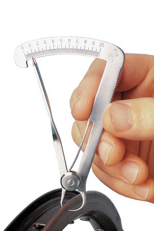 BREMSSCHEIBEN- und FELGEN-FLANKEN-LEHRE