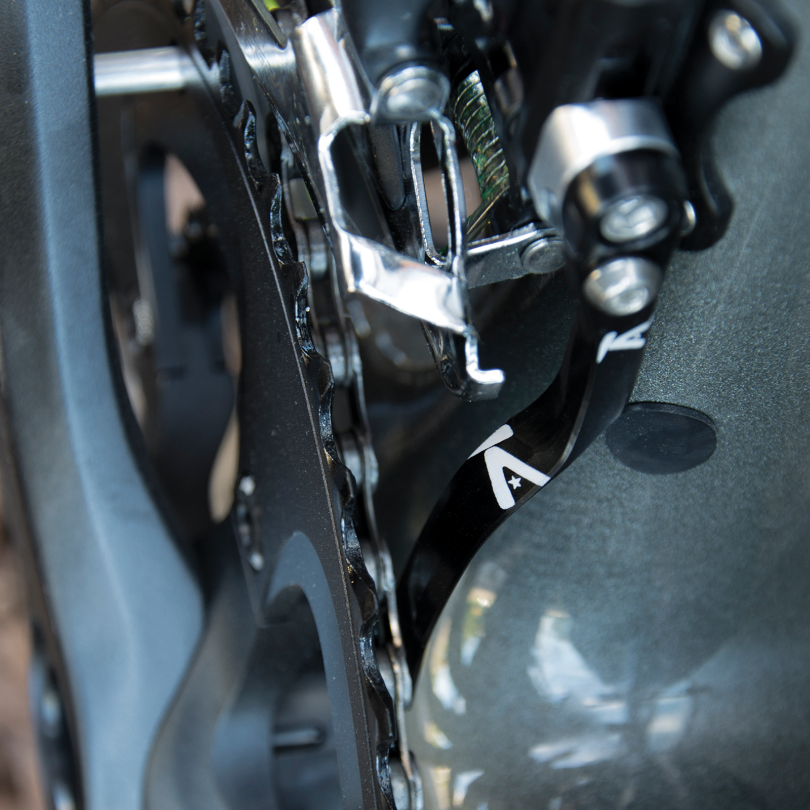 K-EDGE PRO Road Braze-on Chain Catcher / black / one size