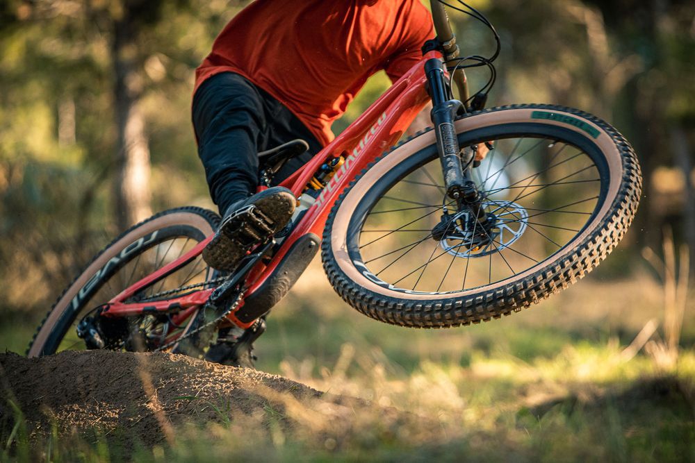 BUTCHER GRID TRAIL T9 Enduro-Reifen / soil searching (tanwall) / 27.5" X 2.60"
