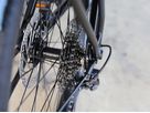 ZING GEN 2 hoch E-City- und Alltagsvelo / tiefschwarz / M