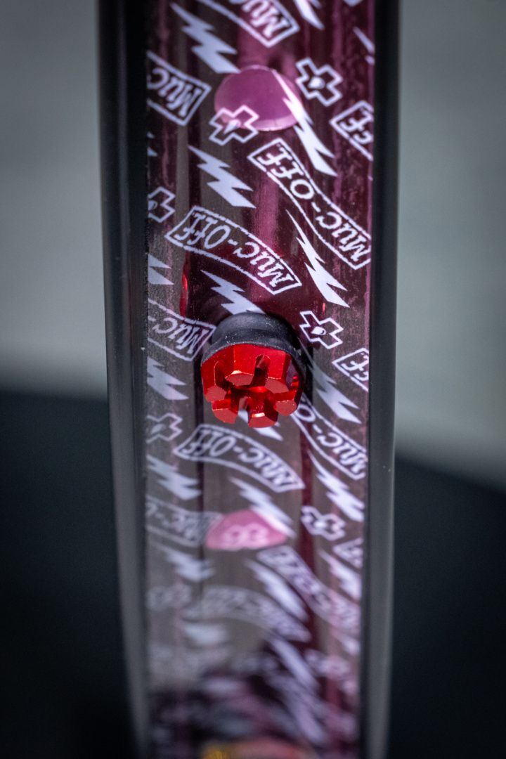 V2 Tubeless Ventil Kit / Red / 44 mm