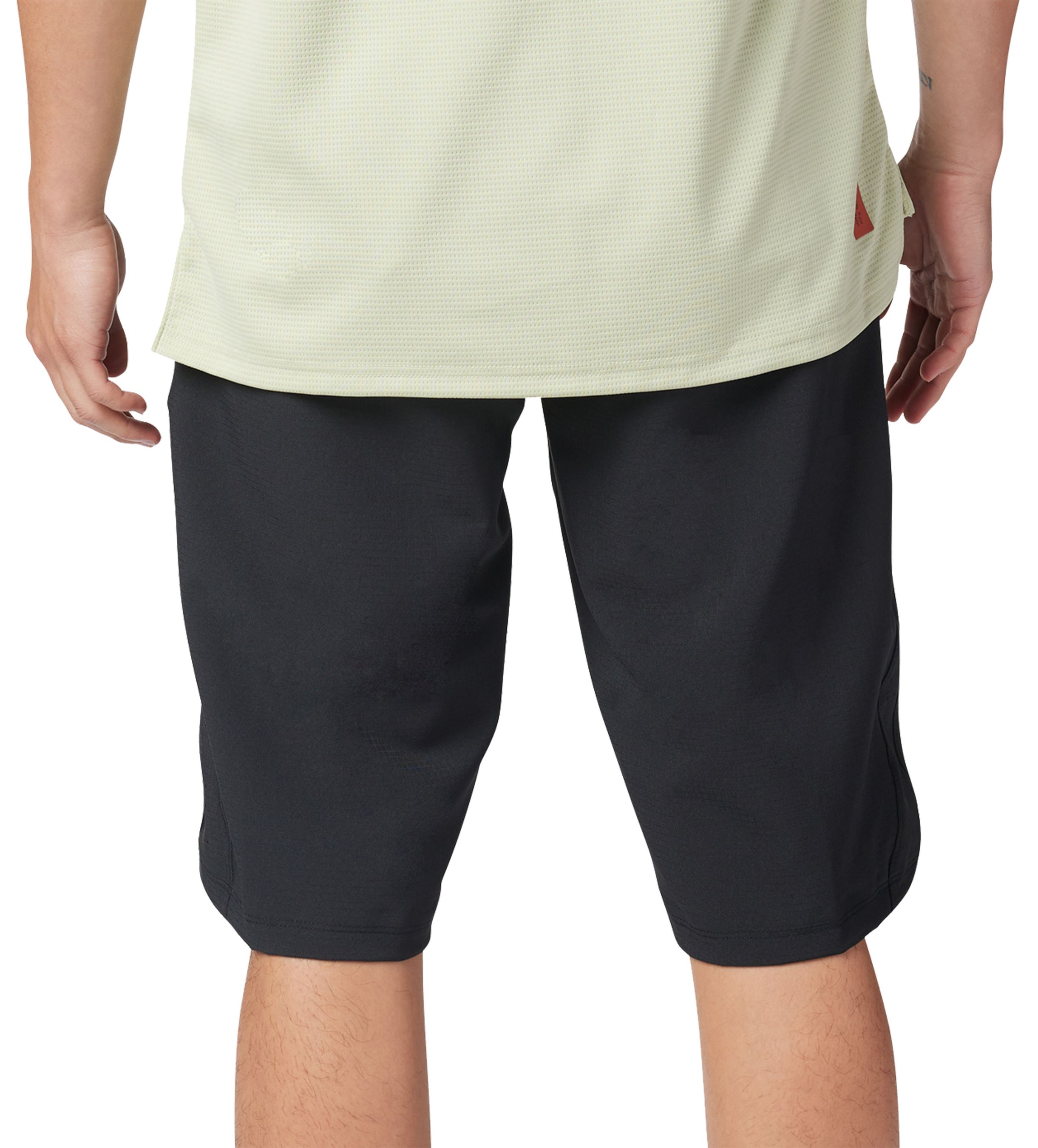 DEFEND Herren-Bikeshorts / black / S=32