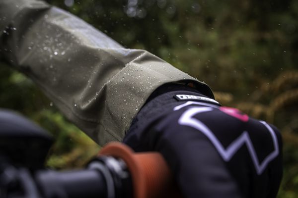 Rain Shield Re-Proofer / 250 ml