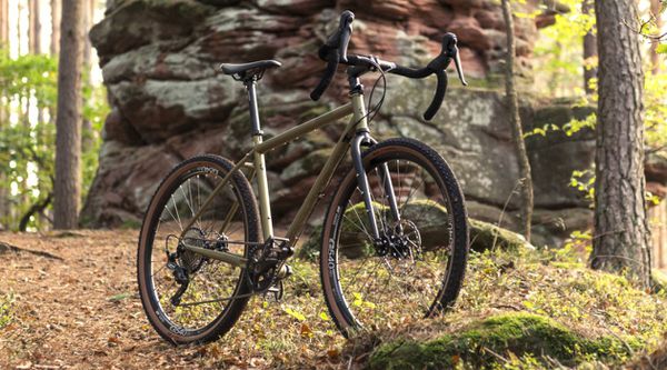 VASCO 28 SELECT 22.2 Gravelbike / oliva metallic matt / M
