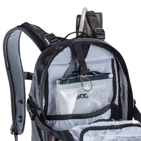 FR ENDURO BLACKLINE, 16l, Protektorenrucksack / black / S