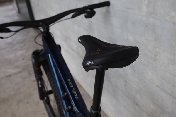 ZEUS E-MTB Sattel / schwarz / 145mm