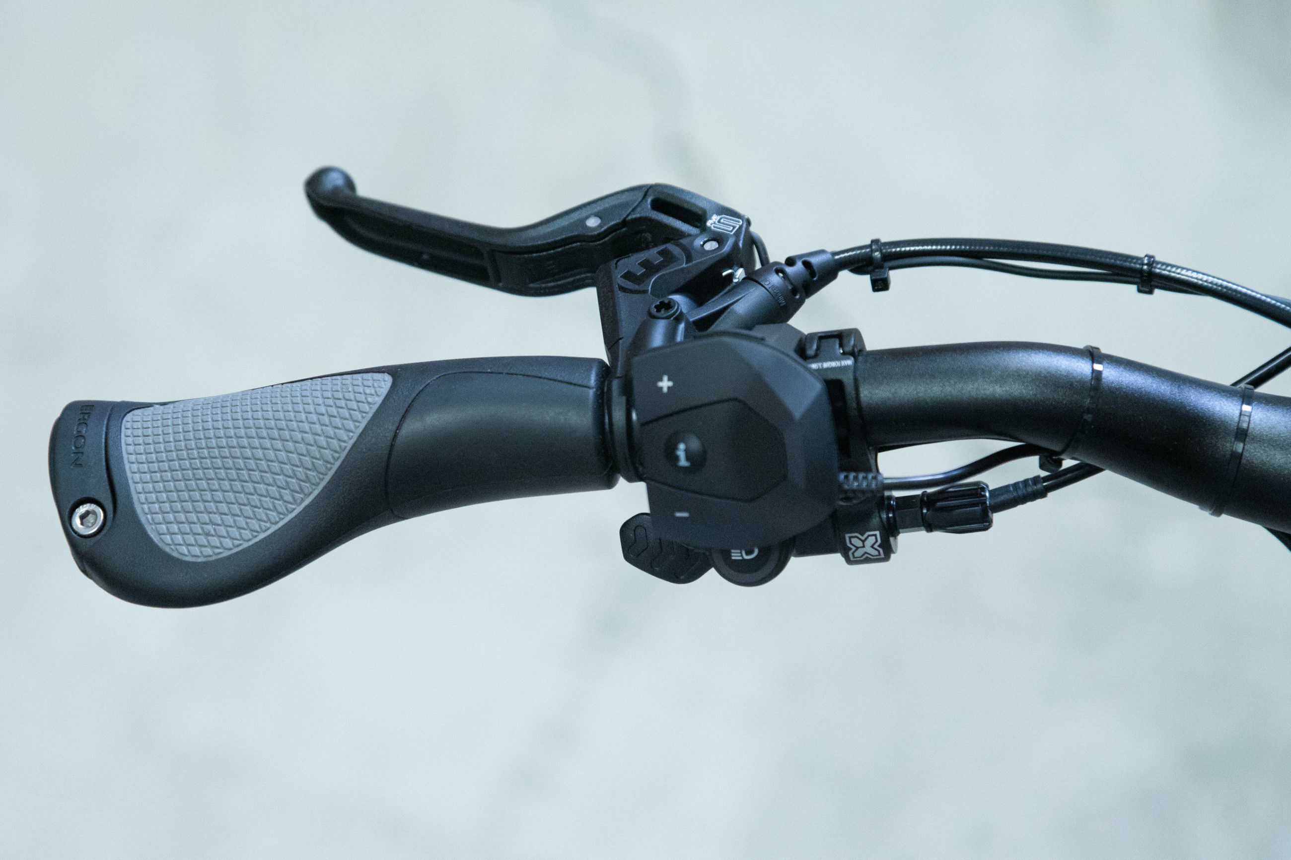 HOMAGE GT TOURING Crossover E-Bike / pearl white / 54 CM