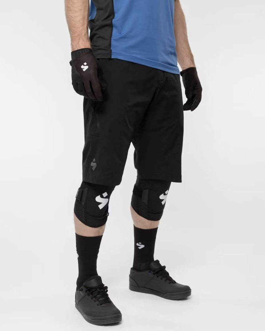Sweet Protection Hunter Slashed Shorts M / schwarz / L
