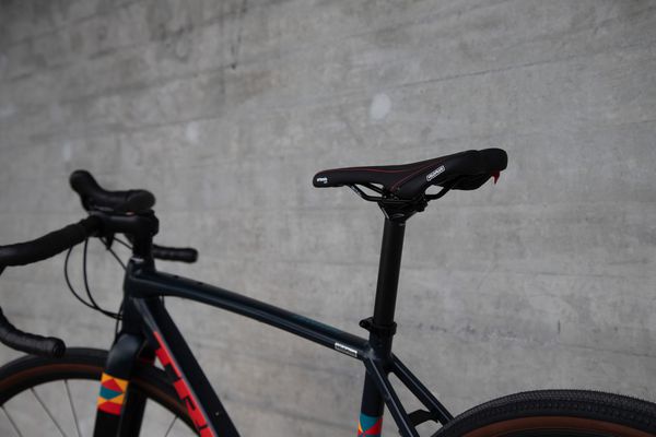 ARTEMIS LIGHT Sattel / schwarz / 135mm