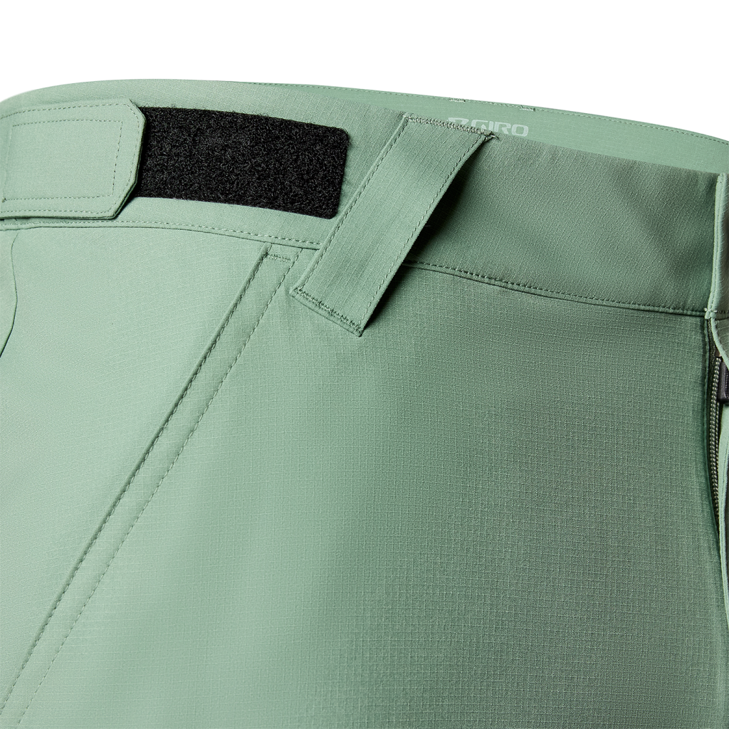 M Arc Short / hedge green / 38
