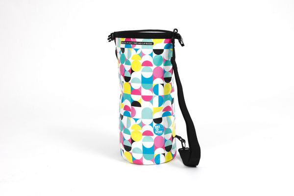 DRYBAG wasserdichter Outdoor-Beutel / multicolor