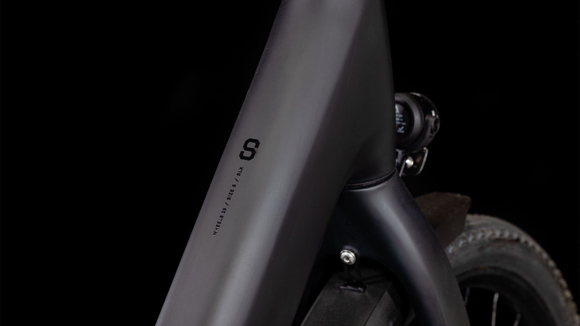 KATHMANDU HYBRID C:62 E-City- und Alltagsvelo / carbon black / 58 CM