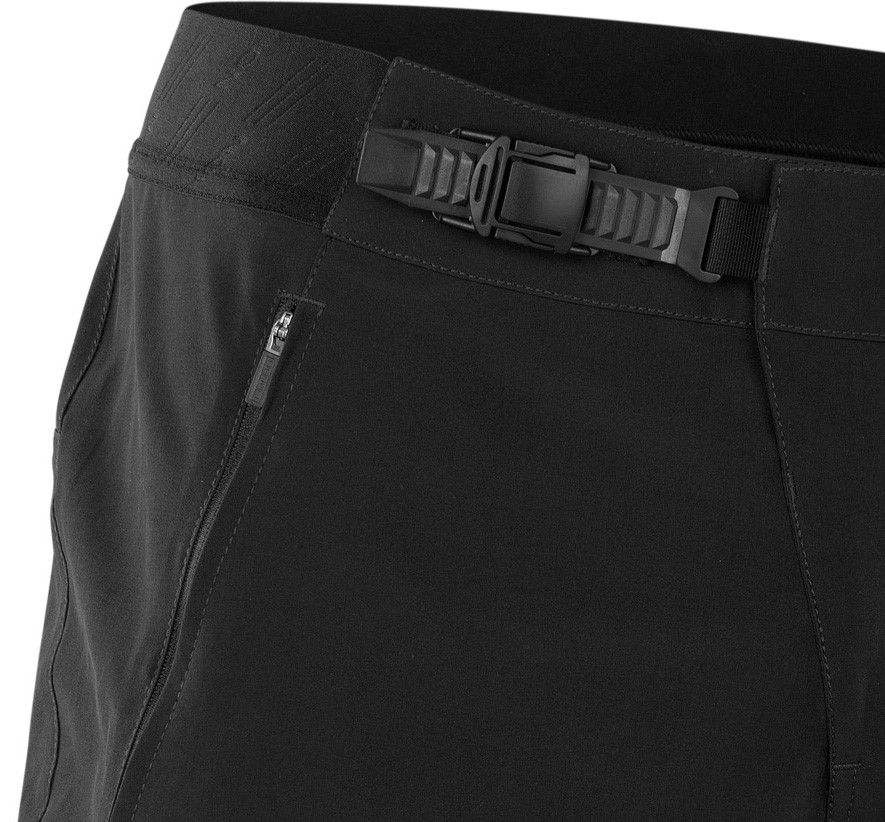 TECH LOGO Herren-Bikeshorts / black / M